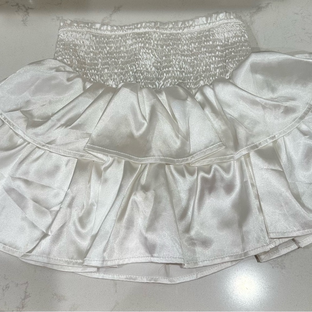 NWT pants store kids white ruffle skirt size large